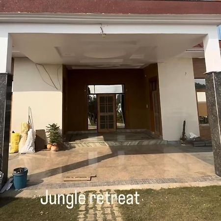 The Jungle Retreat Hotel Ghaziabad Exterior foto